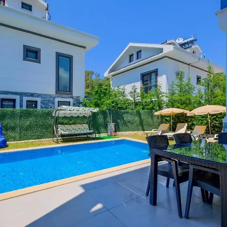 Akdamar Villa *